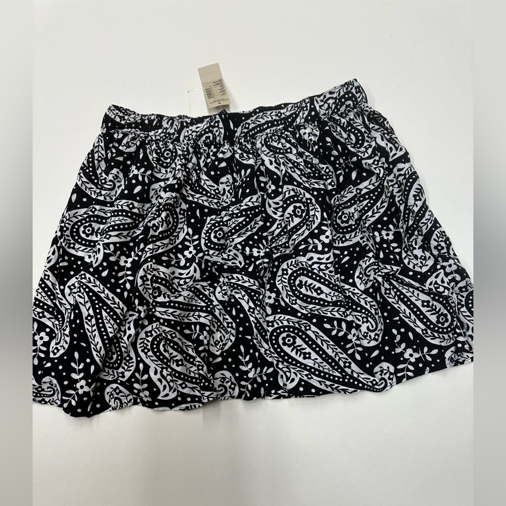 NWT American Eagle Outfitters skirt size M